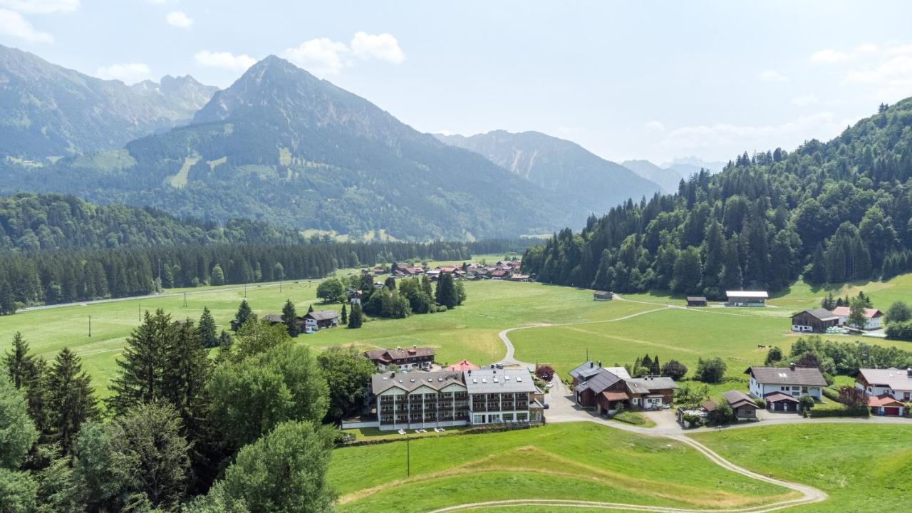 Wohlfuehlhotel Frohsinn Fischen im Allgaeu Exterior foto